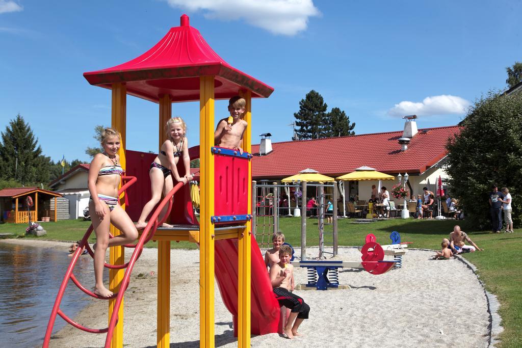 Hotel See-Campingpark Neubaeuer See Esterno foto